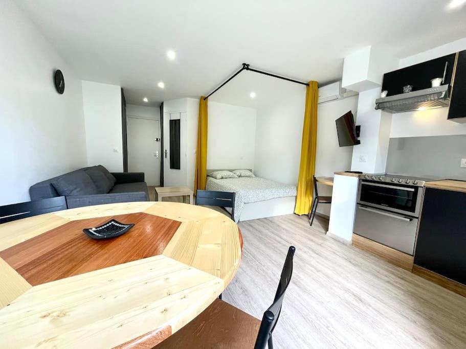 Cosy, Douillet, Proche Mer, Clim Apartment