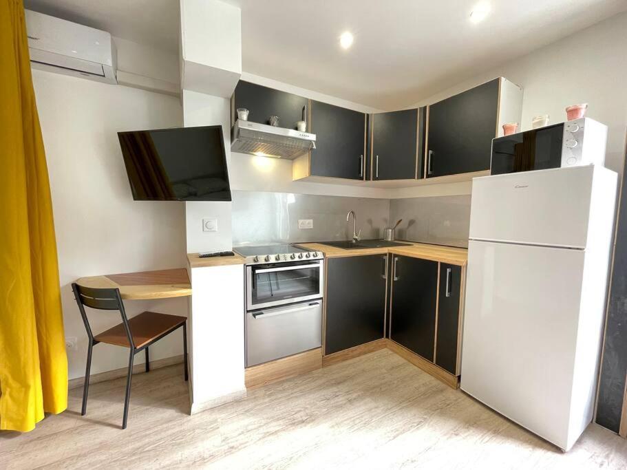 Cosy, Douillet, Proche Mer, Clim Apartment